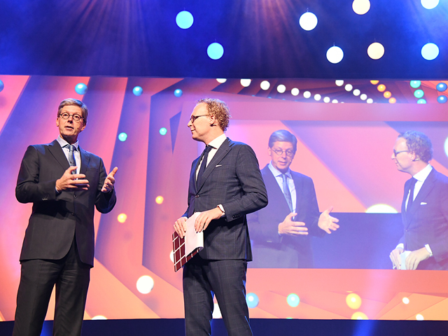 Marco van der Vegte en Rens de Jong op het podium