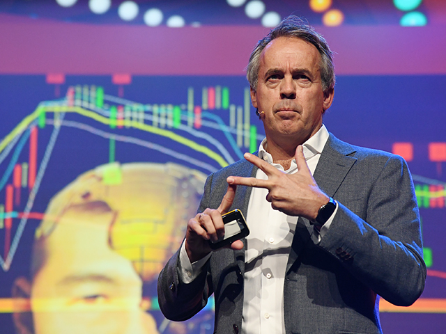 Edo Roos Lindgreen op het podium