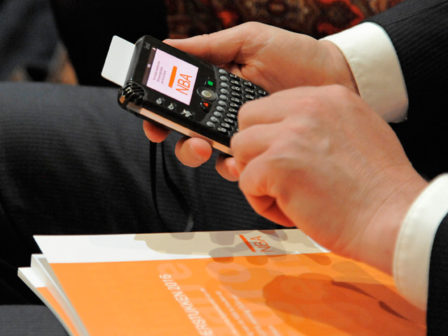 Foto deelnemer Ledenvergadering met stemkastje