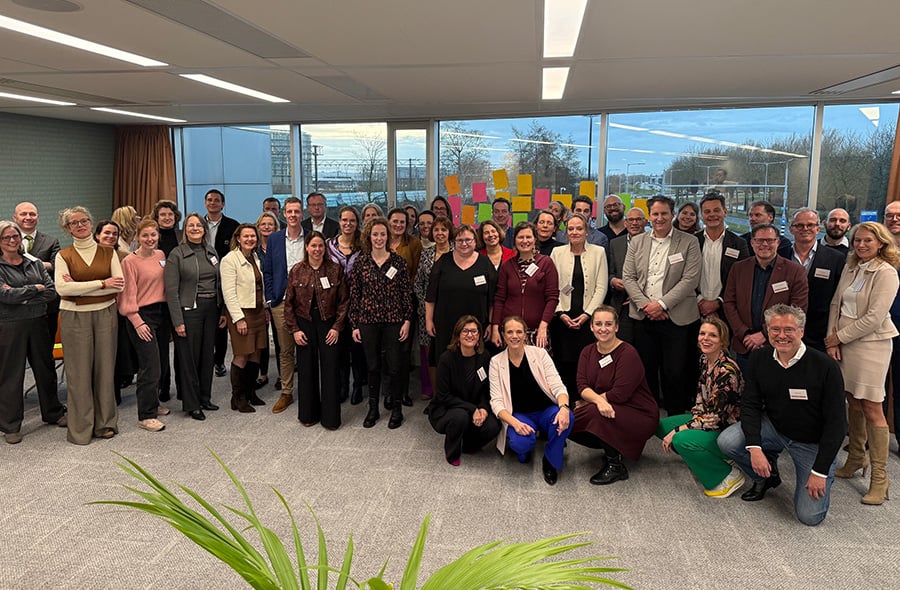 Groepsfoto afsluitende bijeenkomst cultuurwerkplaats, januari 2026