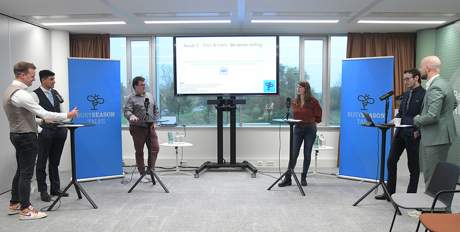 Deelnemers aan het verkiezingsdebat van de BusySeasonTalks bij de NBA in Hoofddorp